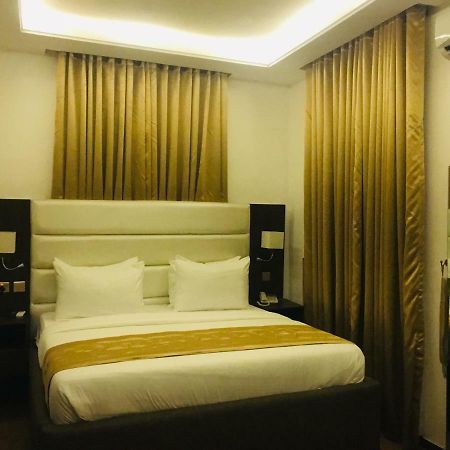 Luxevilla 42 Леки Екстериор снимка